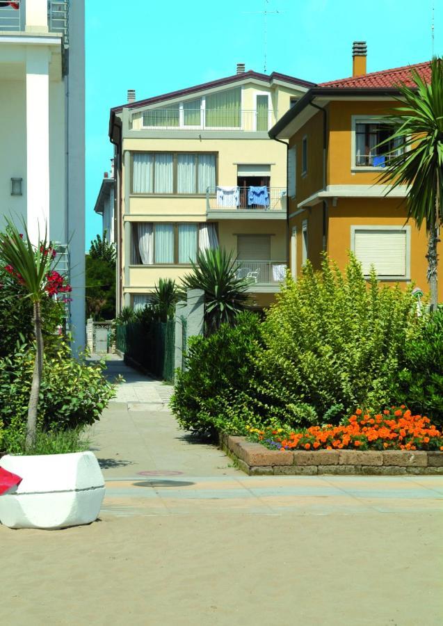 Zenith Apartment Lido di Jesolo Exterior photo